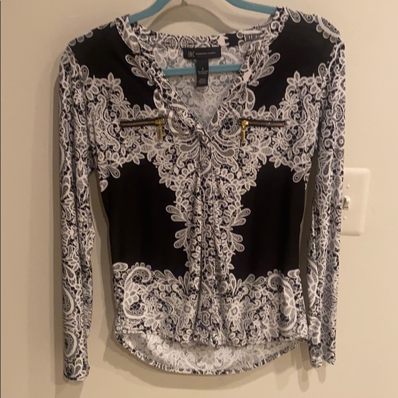 Top - Picture 2 of 3